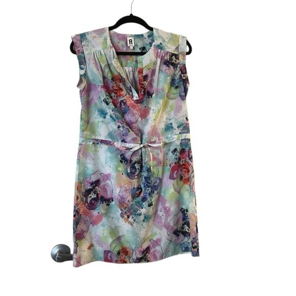 A New York lightweight sleeveless bright abstract drawstring waist dress S